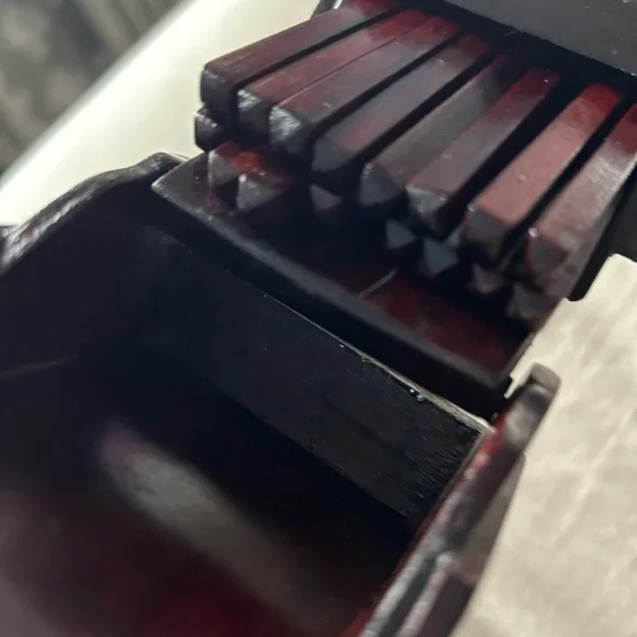 Elegant , VINTAGE 8pc Oriental chopsticks. - Picture 2 of 8